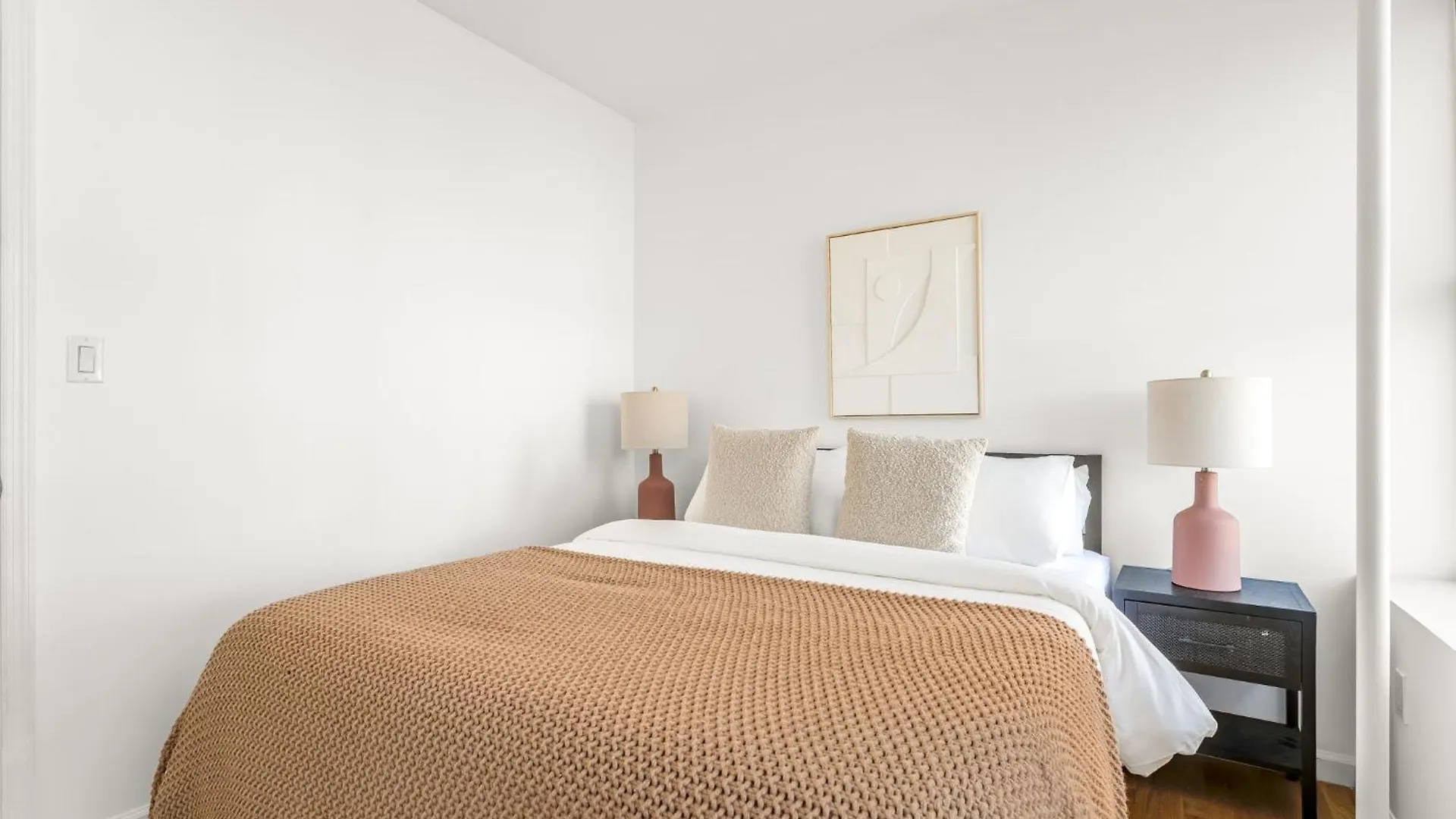 Chic 3Bd 1Bath Space Close To East River Walk New York Apartment